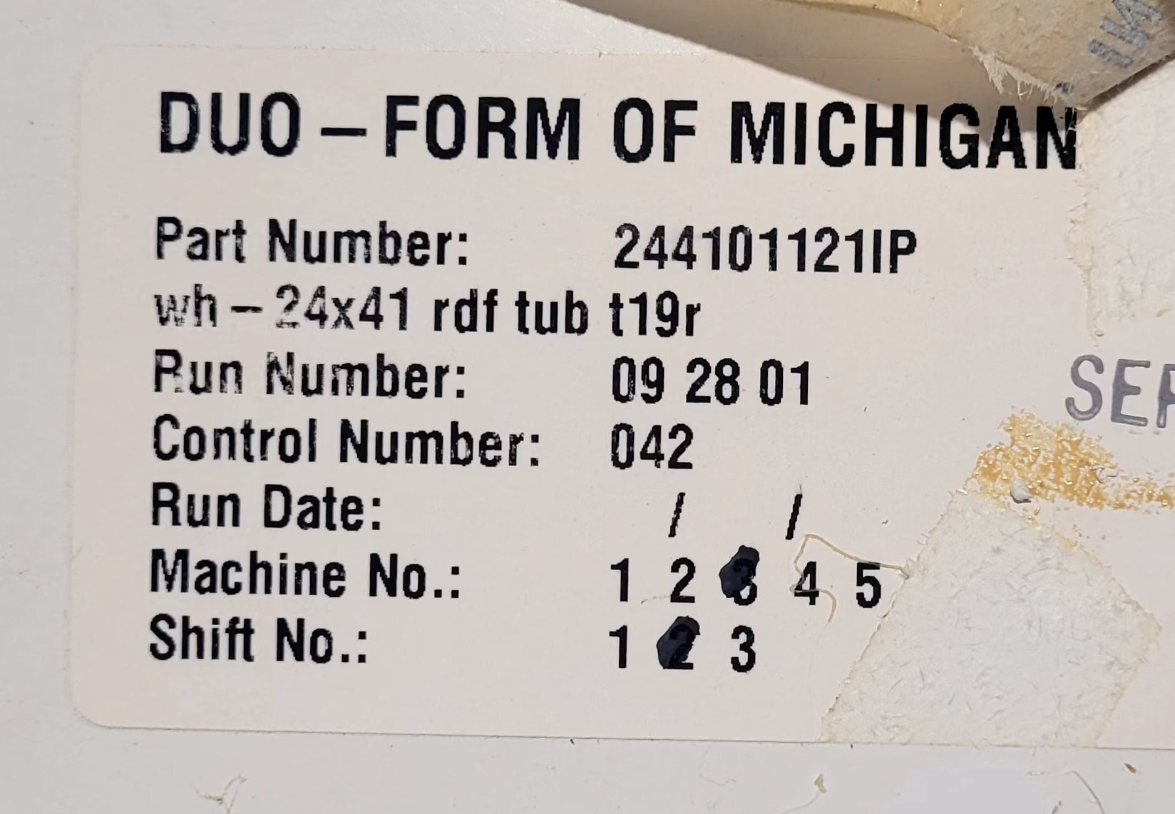 Used RV Bath Tub 41” x 24” - Right Hand Drain - Young Farts RV Parts