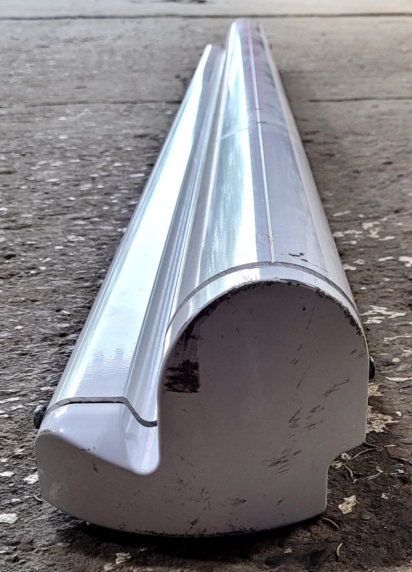 Used Dometic A&E 79 1/2" Complete Slide Topper - White - Young Farts RV Parts