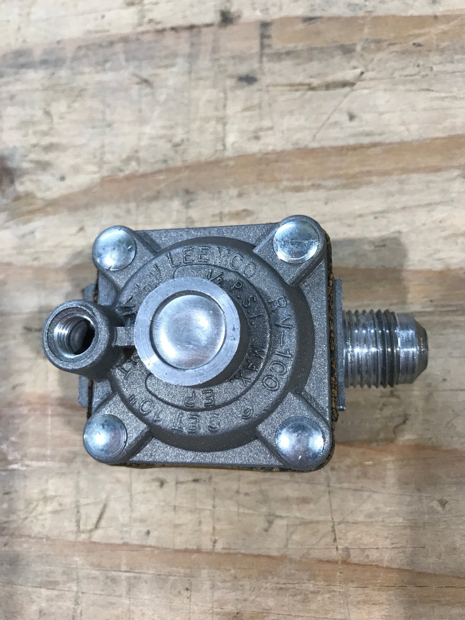 Used Atwood / Wedgewood Propane Regulator - Young Farts RV Parts