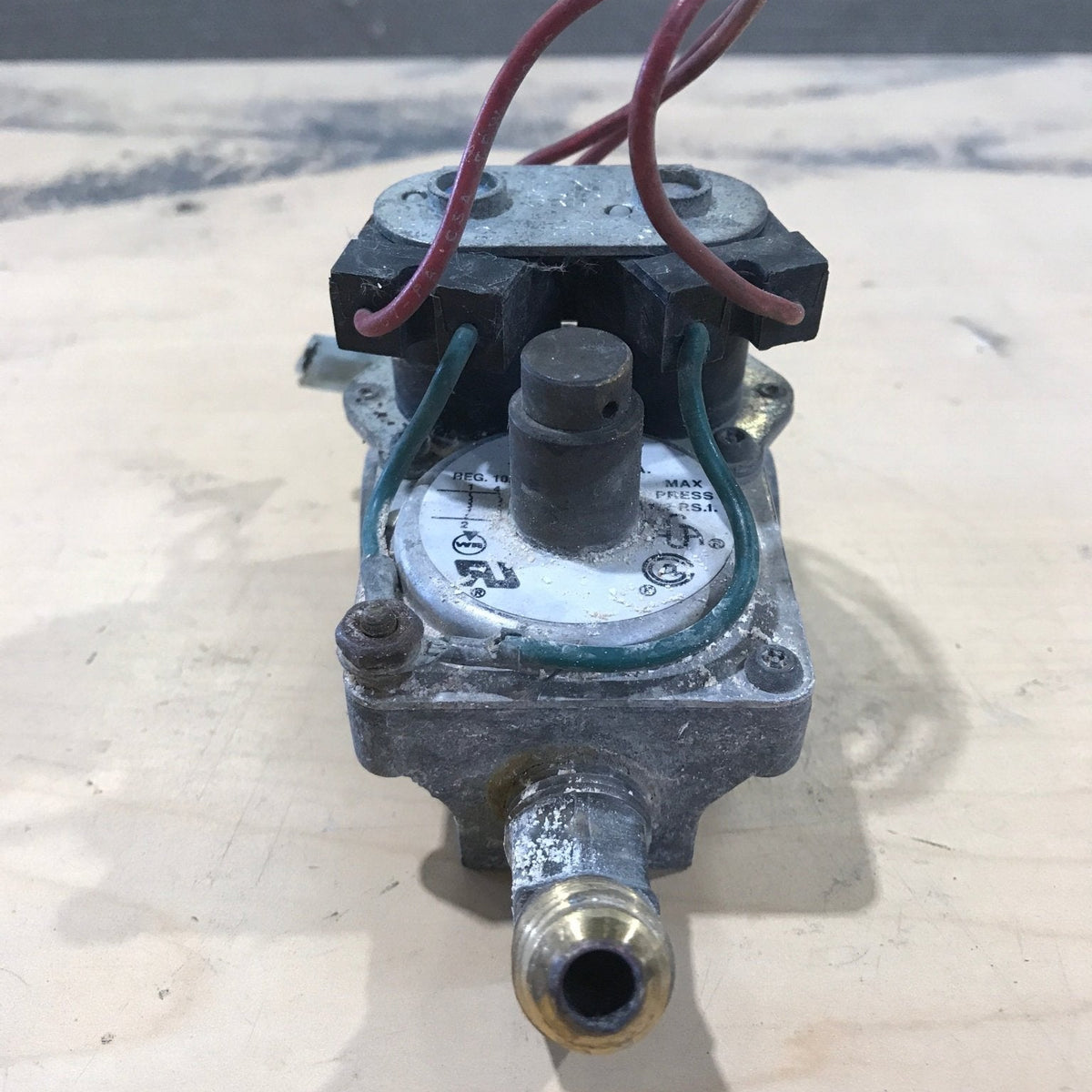 Dometic Water Heater Gas Valve 92078 main image 1