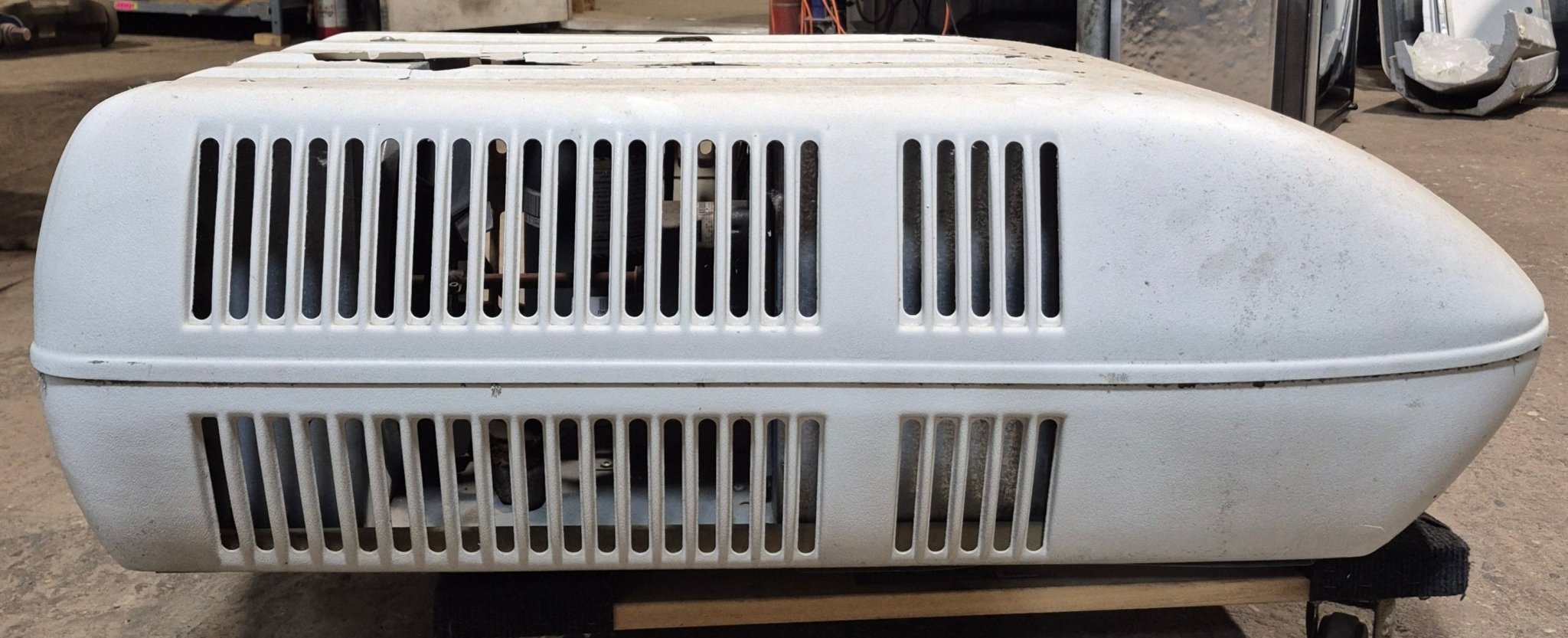 Used Coleman Air Conditioner Complete 8335 - 8915 - 13500 BTU Cool Only - Young Farts RV Parts