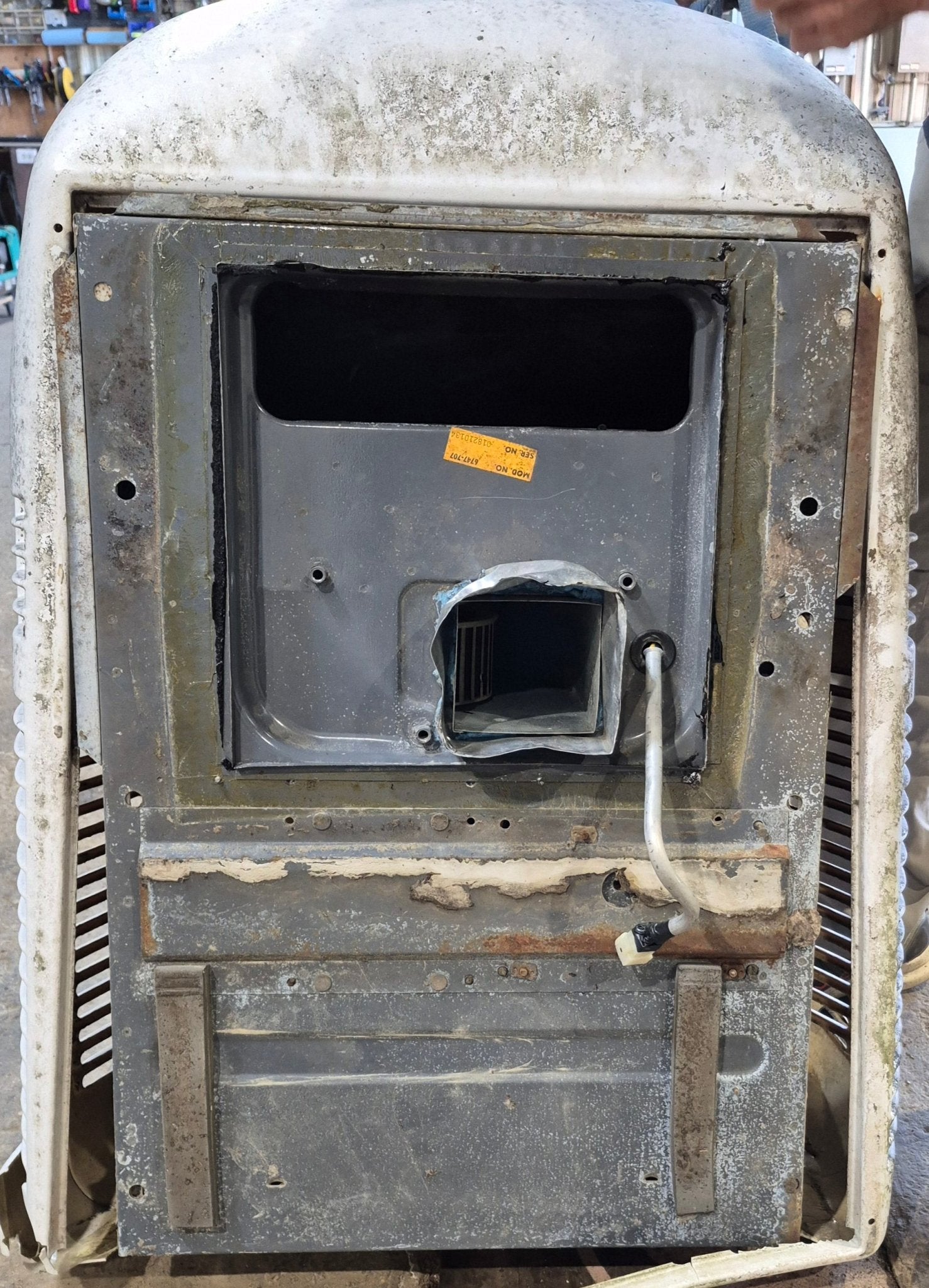 Used Complete Mach 1 Coleman Air Conditioner 6747 - 707 - 13500BTU Cool Only - 3 BOLT MOUNT - Young Farts RV Parts