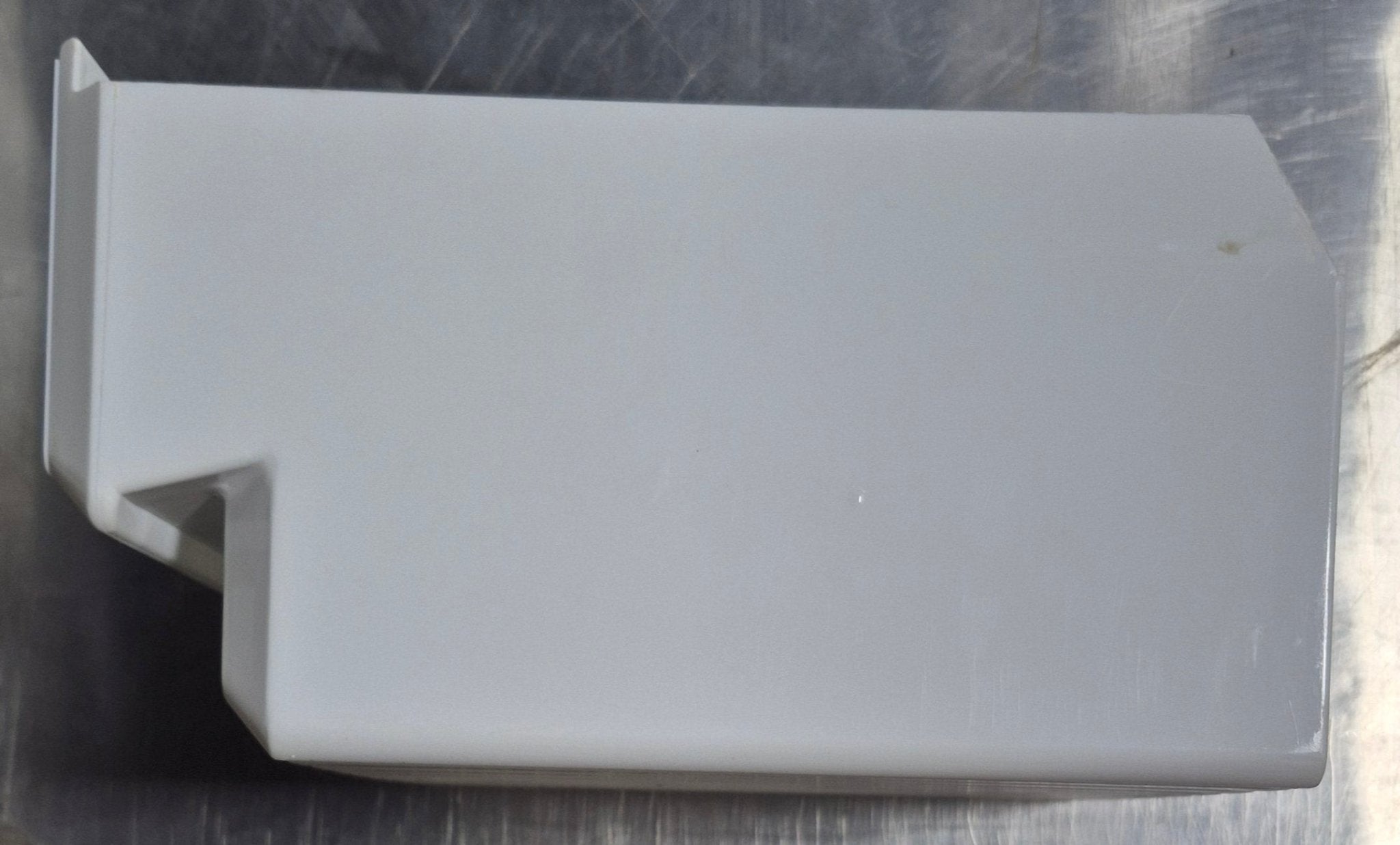 Used Dometic Crisper Bin, White, No Border - 2943143020 - Young Farts RV Parts