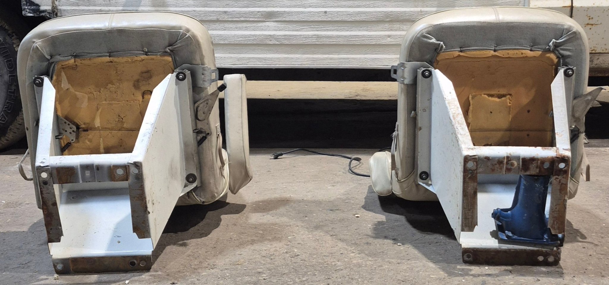 Used Motorhome Captain Chair Set - Young Farts RV Parts