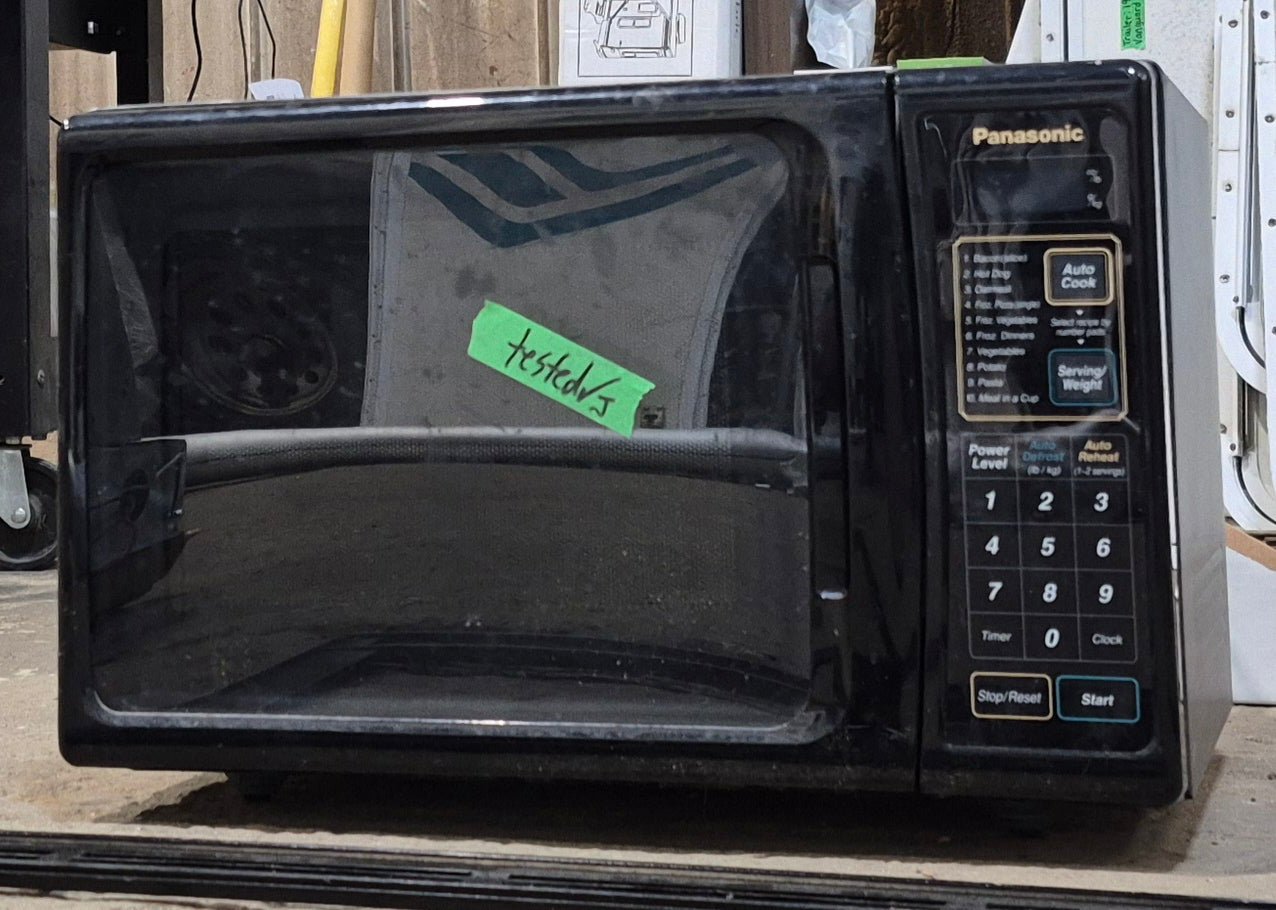 Used PANASONIC RV Microwave 18" W x 11 3/4" H x 11 1/2" D - Young Farts RV Parts