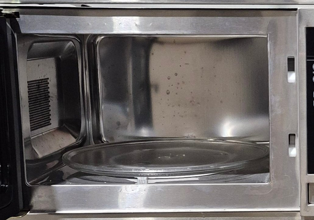 Used Sylvania RV Microwave 20" W x 12" H x 13" D - Young Farts RV Parts