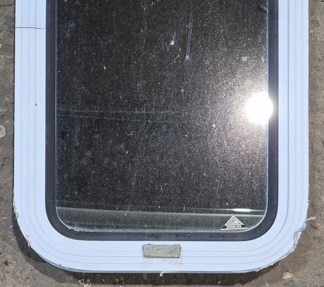 Used White Radius Non Opening Window : 13 1/2" W x 23 1/2" H x 1 7/8" D - Young Farts RV Parts