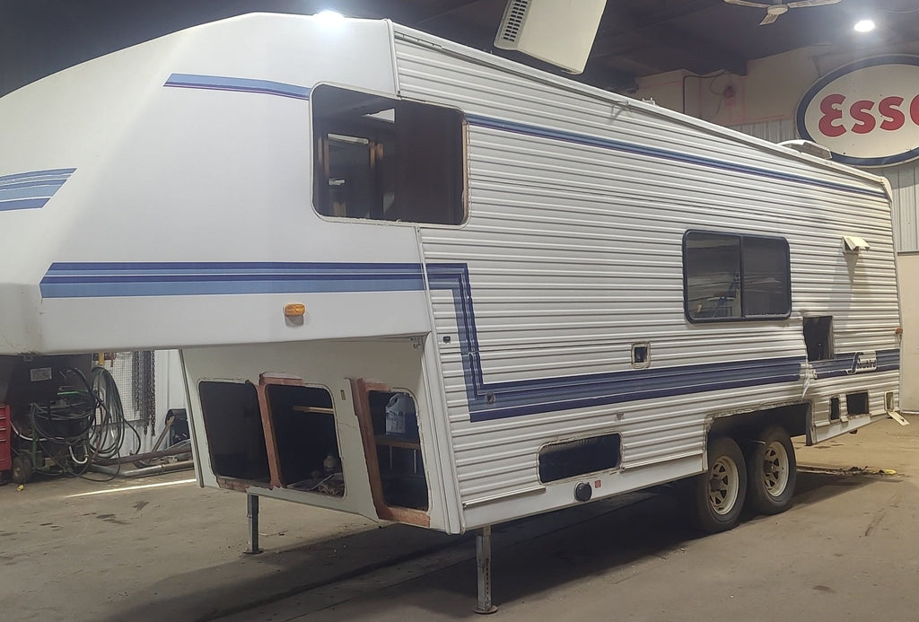 Trailer frame FIFTH WHEEL - Young Farts RV Parts