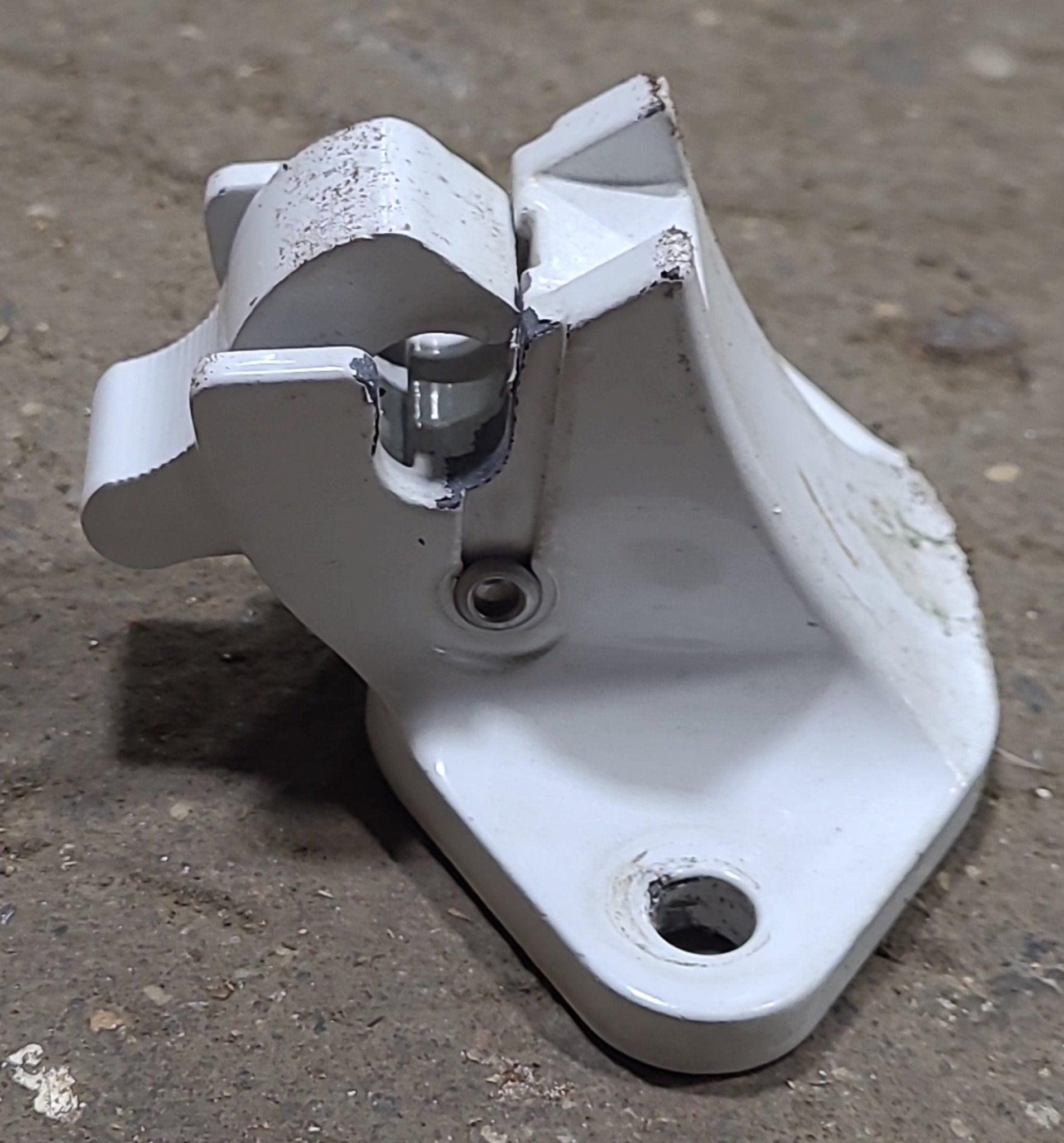 Used Dometic Awning Bottom Mounting Bracket - Young Farts RV Parts