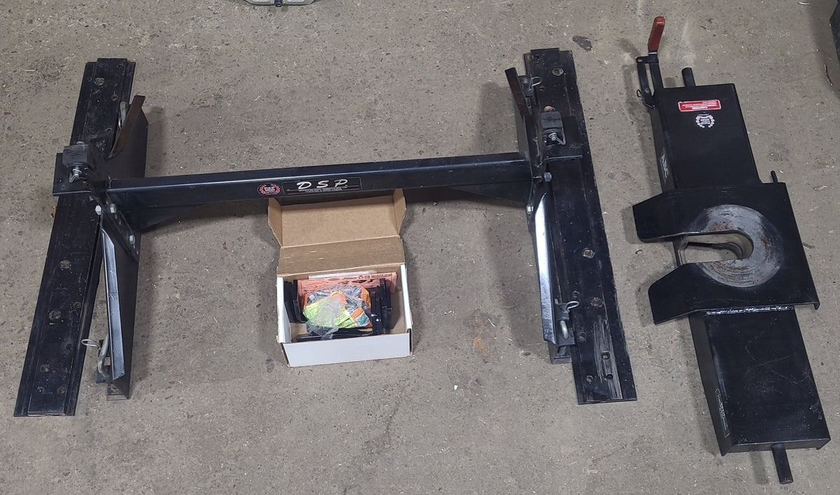 Buy Used DSP Fifth Wheel Trailer Hitch 17K Online Young Farts RV Parts