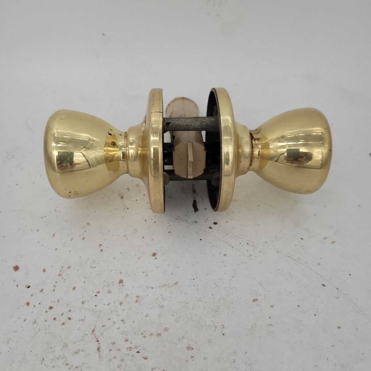 Buy Used RV Interior Door Knob 1 1/2" Wall 2 1/2" Latch Online Young