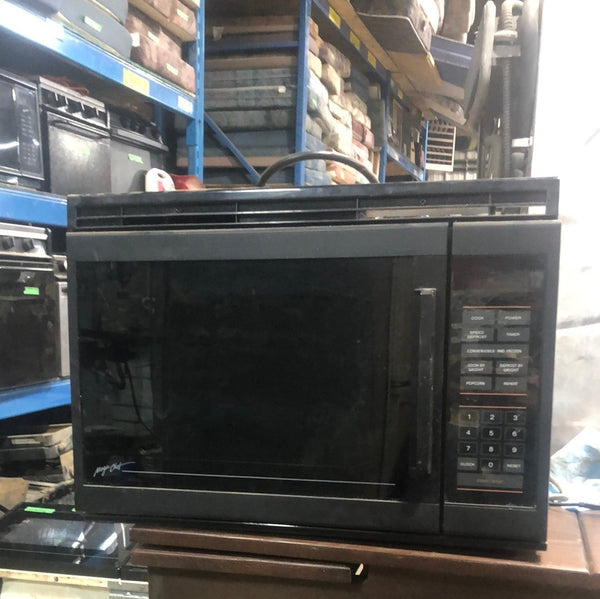 Used RV Microwave Magic Chef 20-1/2