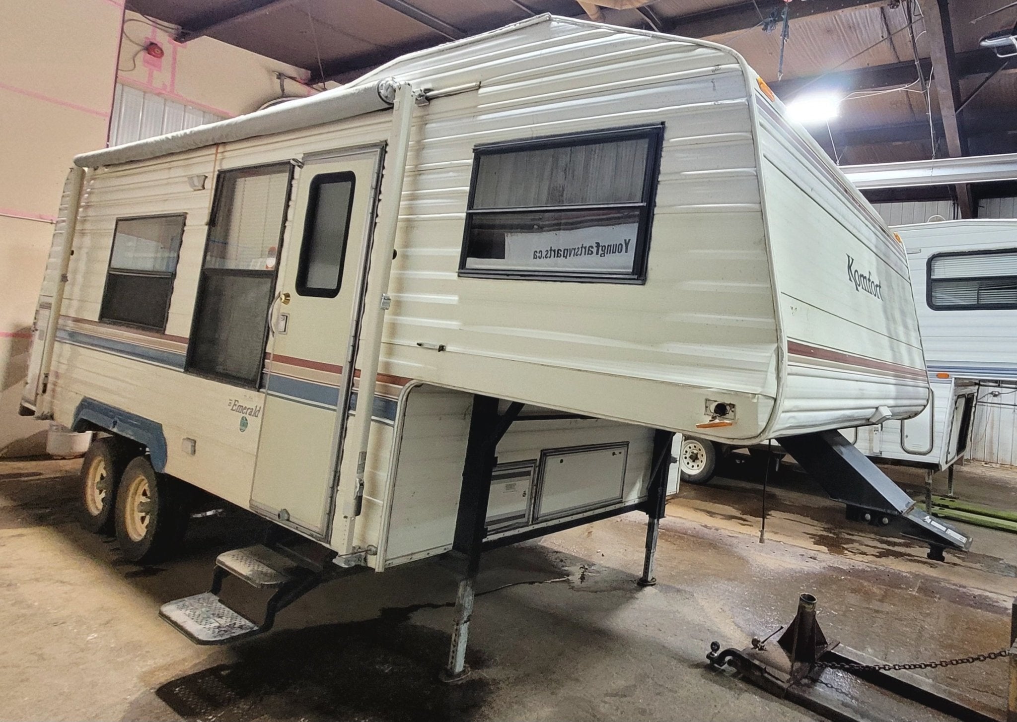 1990 Komfort 23EF Fifth Wheel Parts List - Lake Capital Corp. - Young Farts RV Parts