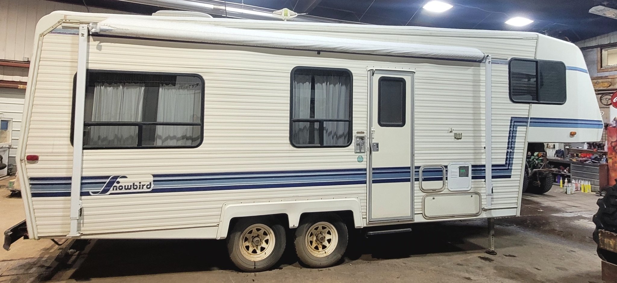 1992 Snowbird 26-RK-S Fifth Wheel Parts List - Interior RV Products Inc. - Young Farts RV Parts