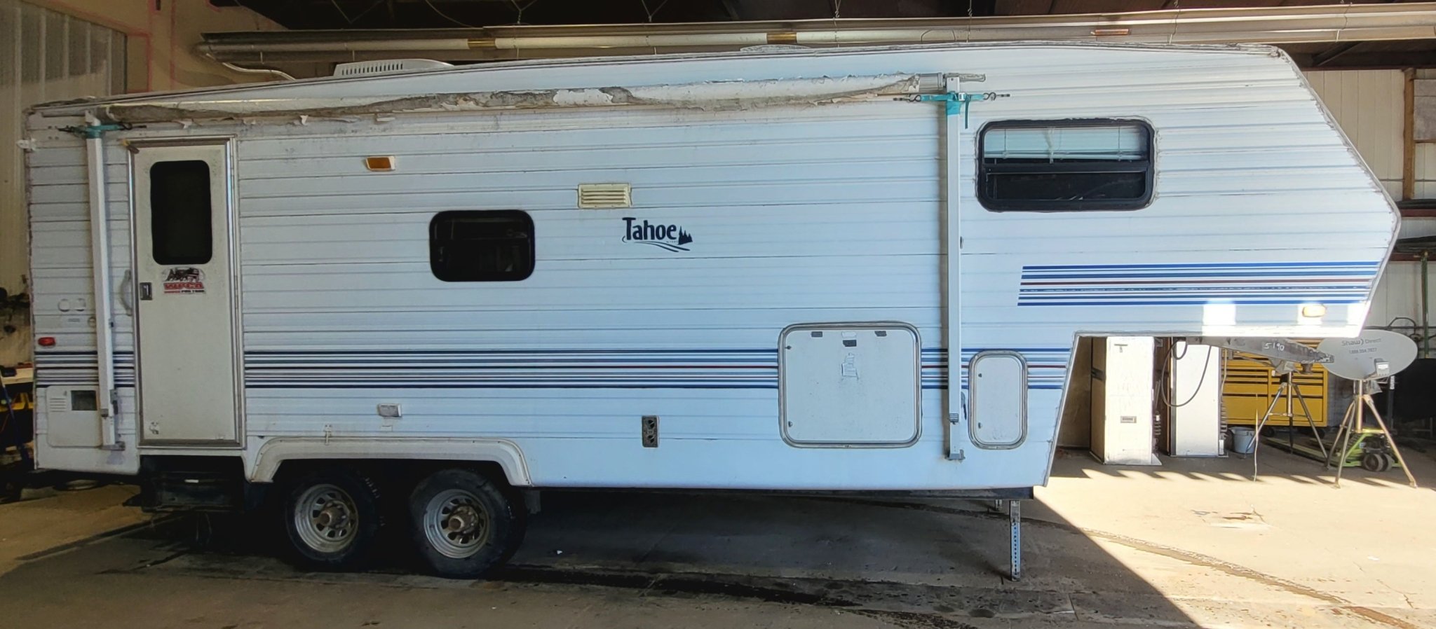 1992 Tahoe 25SDS Fifth Wheel Parts List - THOR California - Young Farts RV Parts