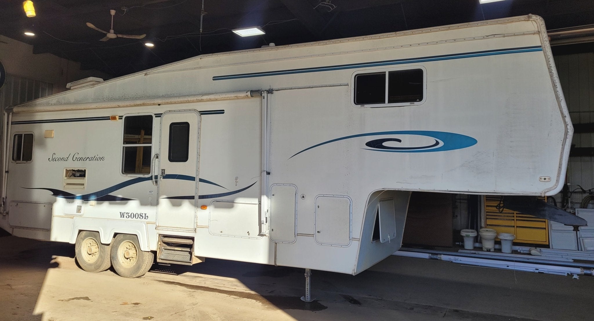 2000 Vanguard W300SL Fifth Wheel Parts List- Peak Manufacturing Inc. - Young Farts RV Parts