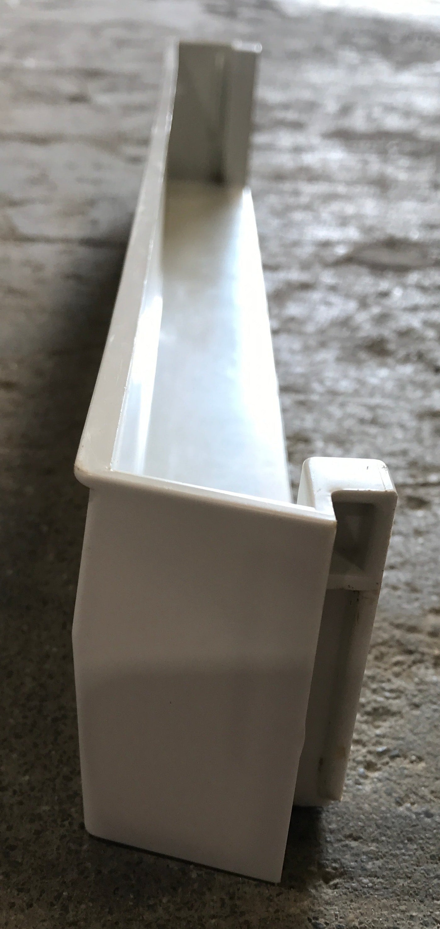 Used Dometic Replacement Shelf 2000571253