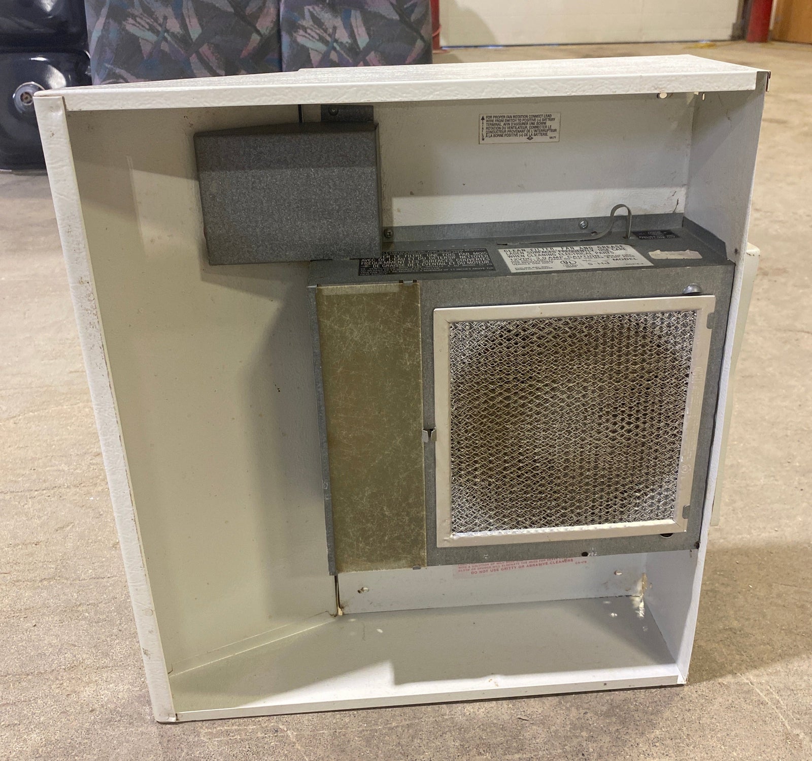 Used Ventline RV Range Hood Fan CC317-2