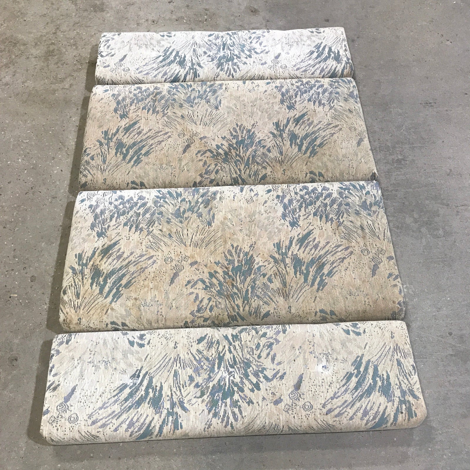 Used Dinette Cushion Set- 4 piece - 2 @ 44
