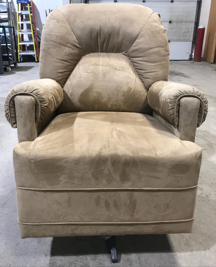 Used RV Chair - 39" H x 25" W x 20" D