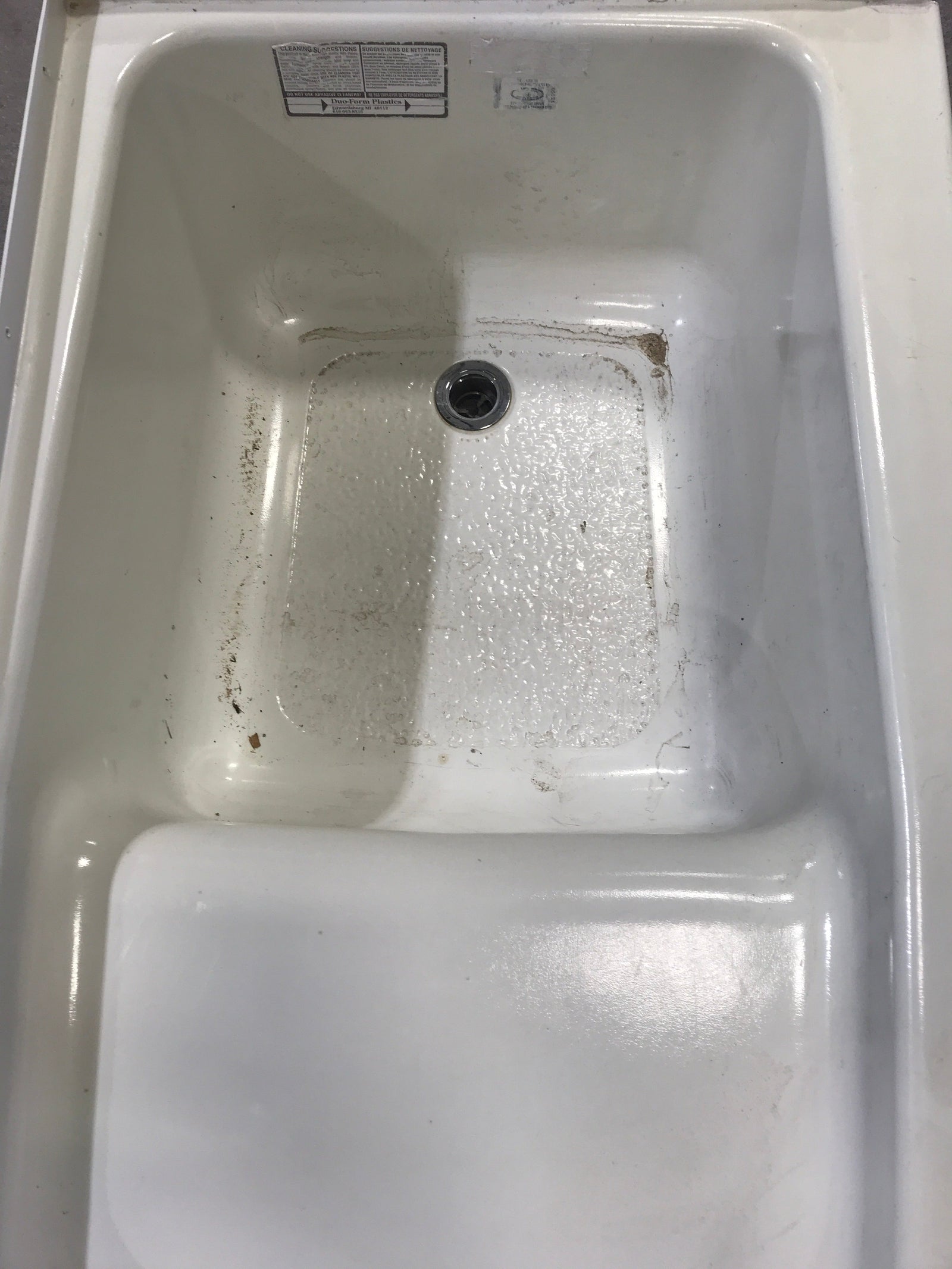 Used RV Step Bath Tub 36” x 24” - Right Hand Drain