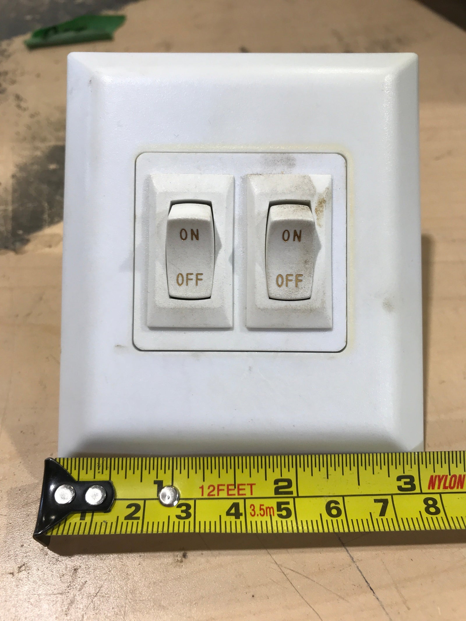 Used 12v RV Double Light Switch