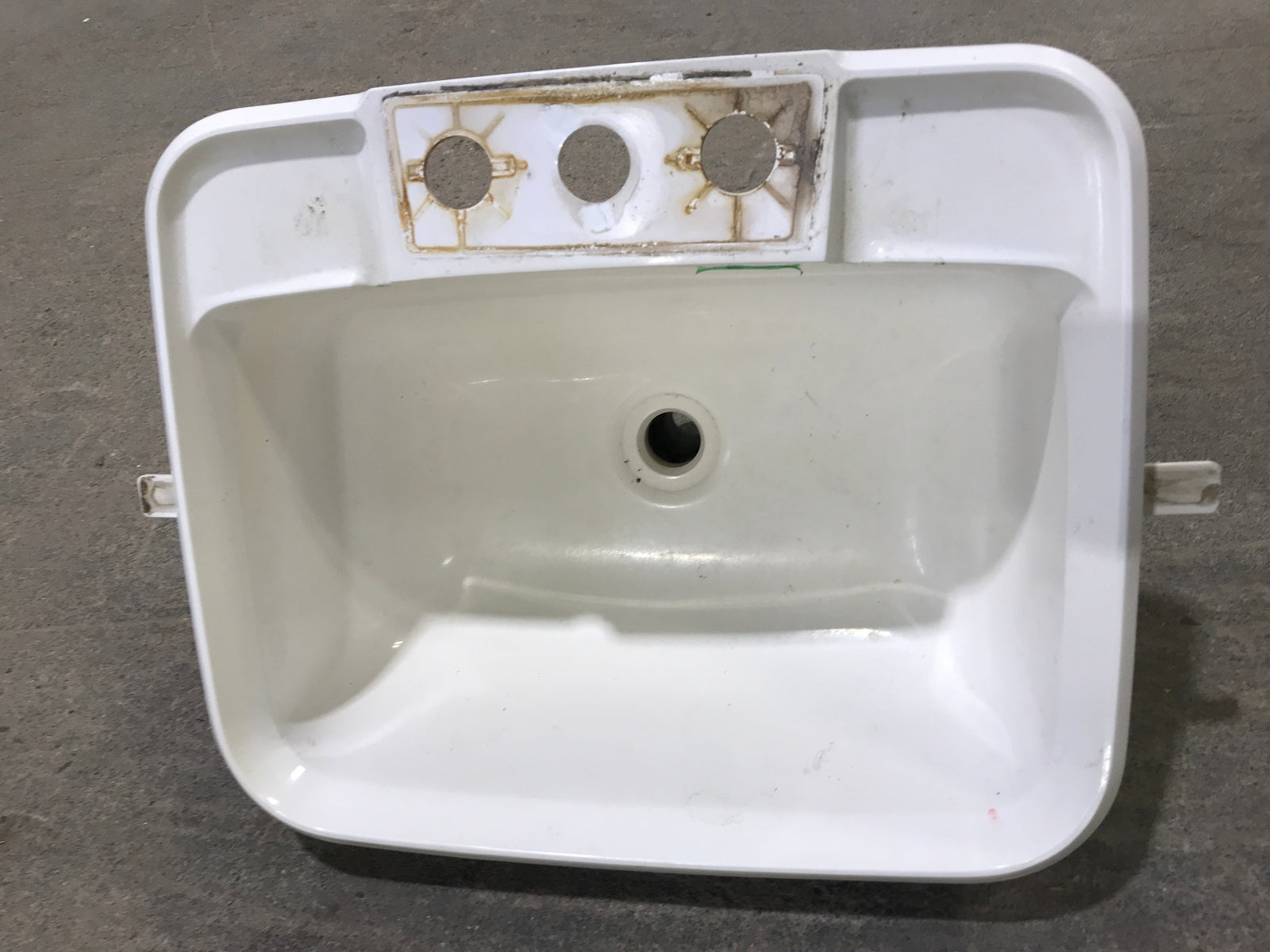 Used Bathroom Sink, Bone - 14 1/2