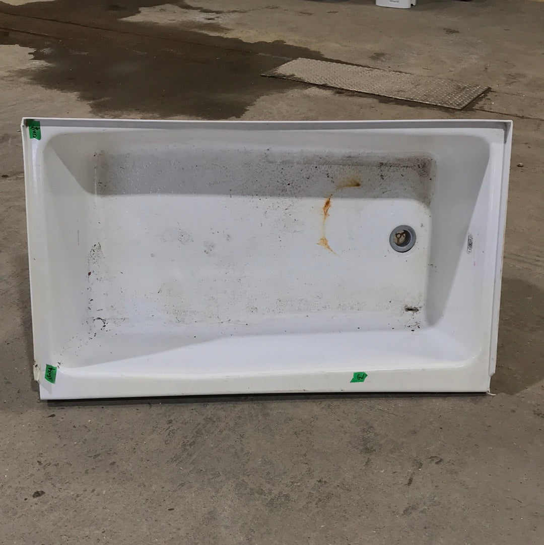 Used RV Bath Tub 40” L x 24 W ” - Right Hand Drain
