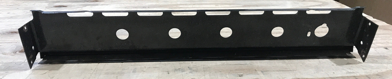 Used Magic Chef Oven Manifold Panel 2616F05490