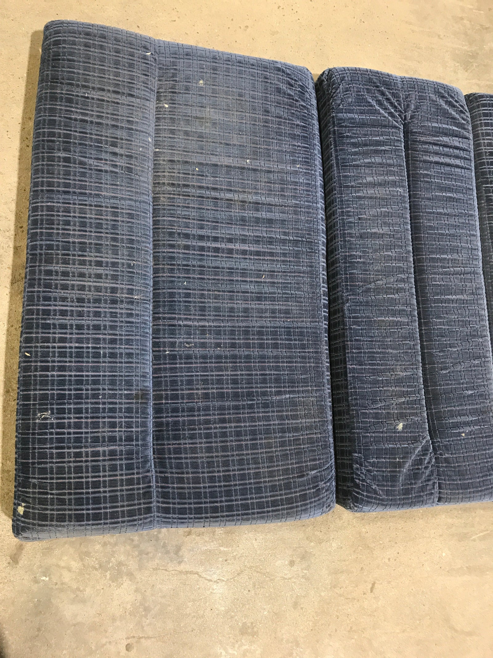 Used Dinette Cushion Set- 4 piece 2 @ 37