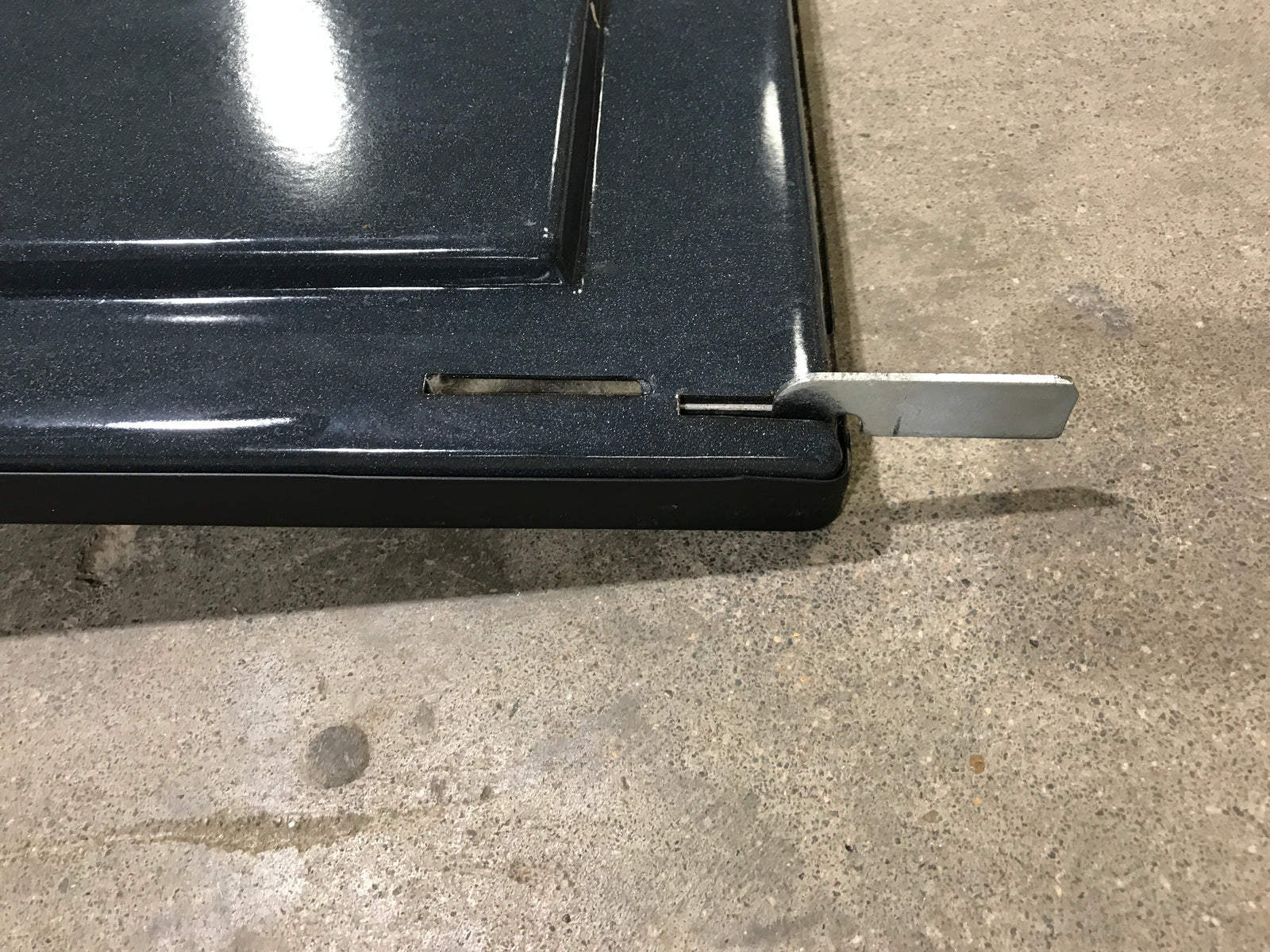 Used Wedgewood Oven Door Fits R2146BB - 19