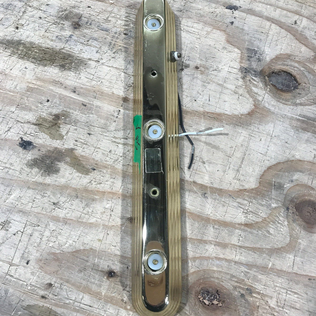 Used Interior Vanity Light Fixture E110265 | Cat. No. 557