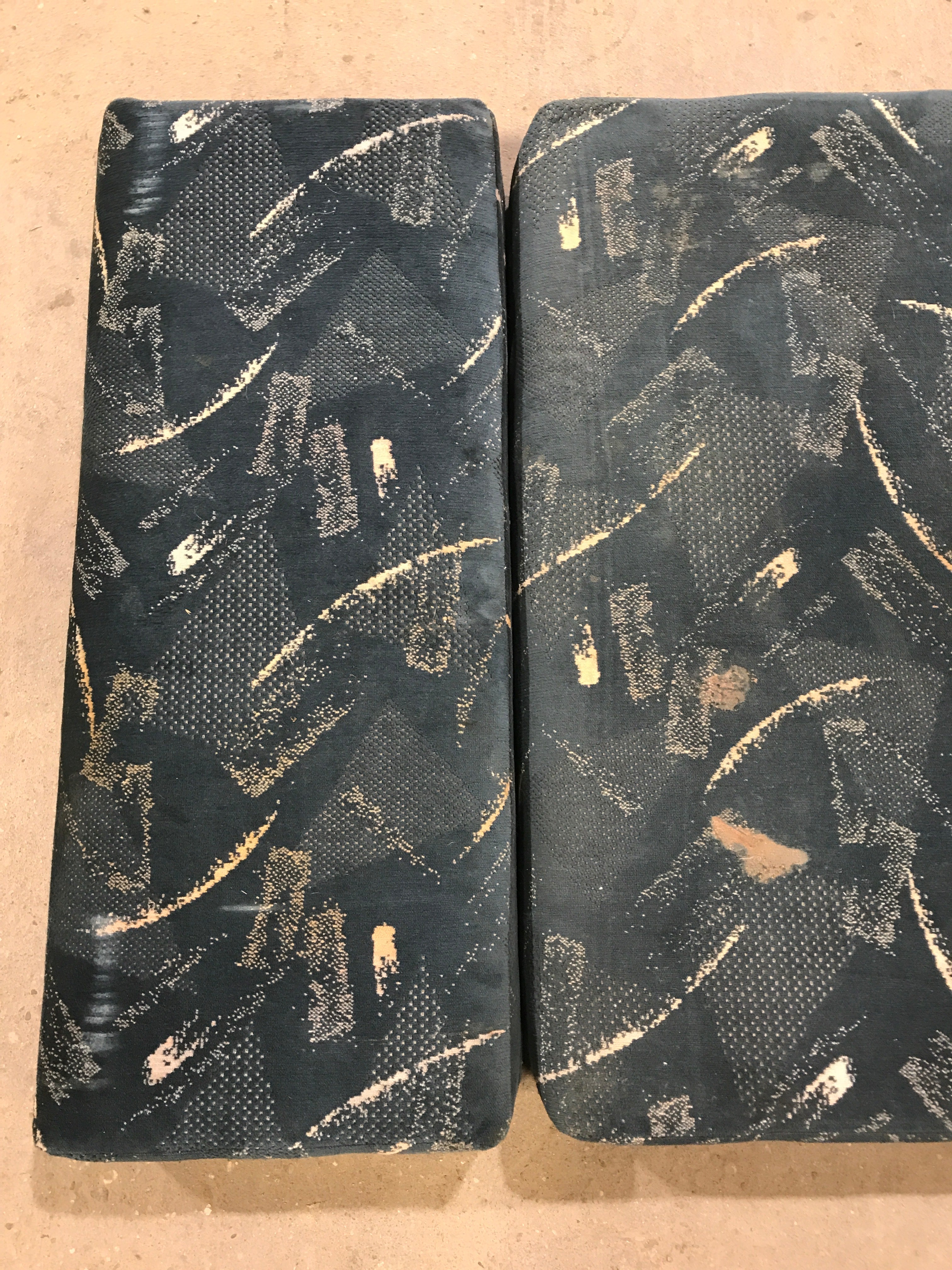 USED Dinette Cushion Set- 4 piece 2 @ 32" X 24" X 5" D, 2 @ 32" X 13" X 5" D