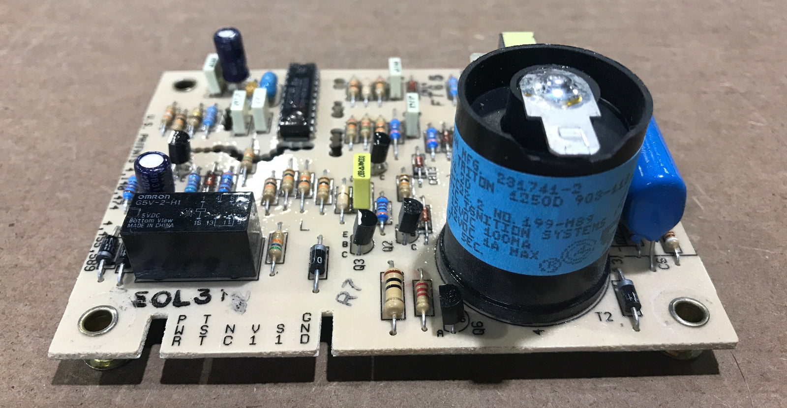Used Suburban (Fenwal) Ignitor Control Board - 231741-2