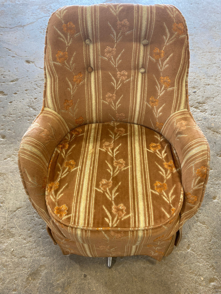 Used RV Chair - 31" H x 22" W x 18" D