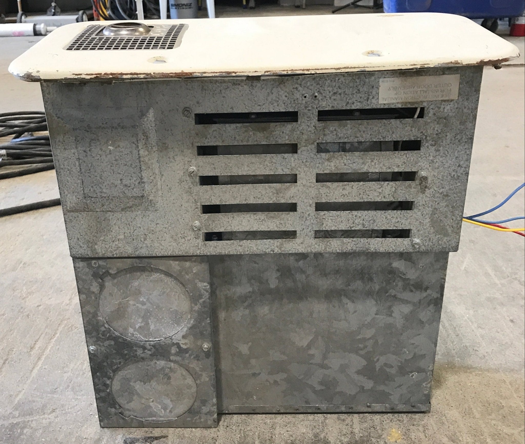 20000 BTU USED 8520 II HYDROFLAME RV Propane Furnace - Young Farts RV Parts