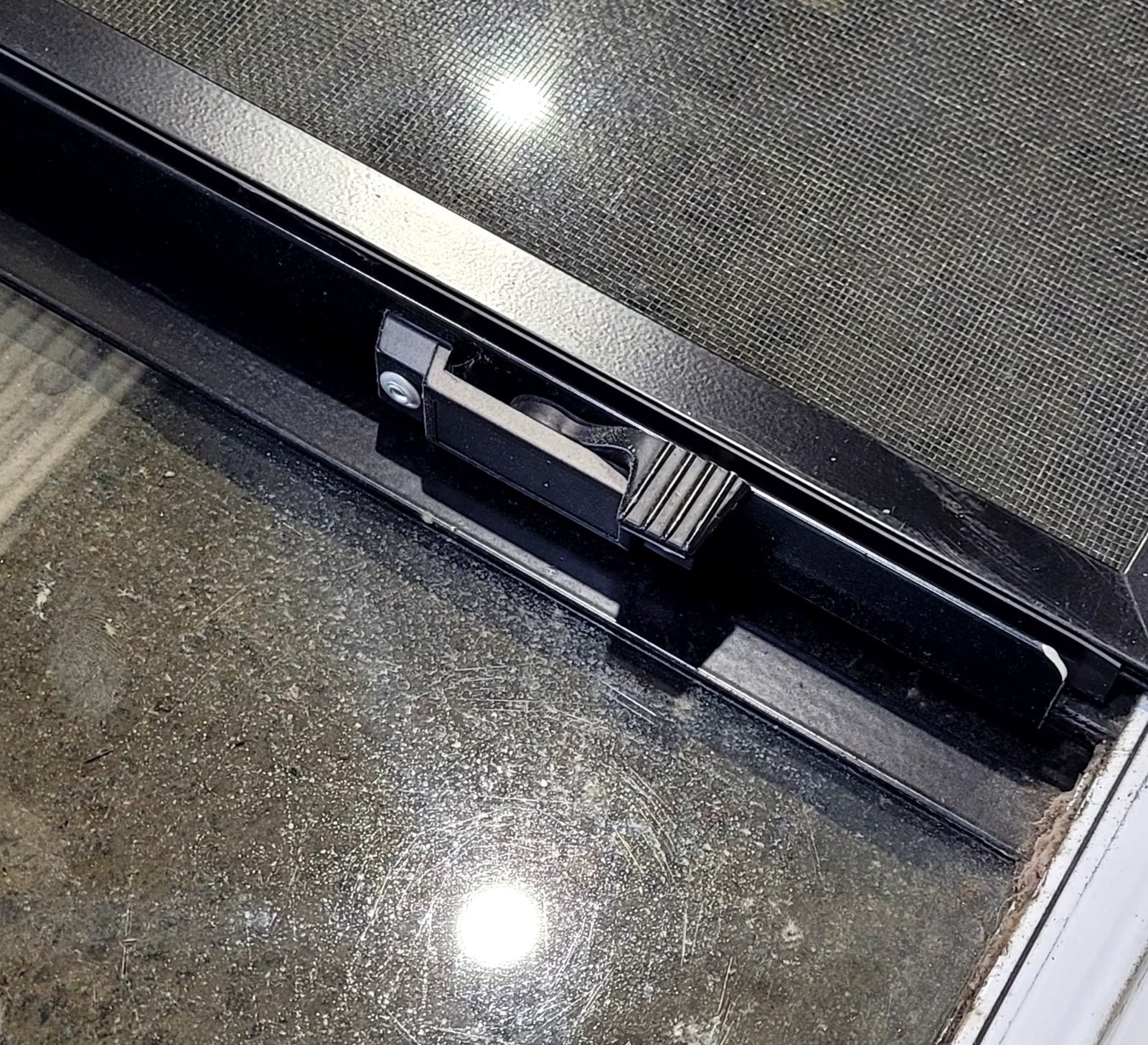 Used White Radius Opening Window : 36 1/4