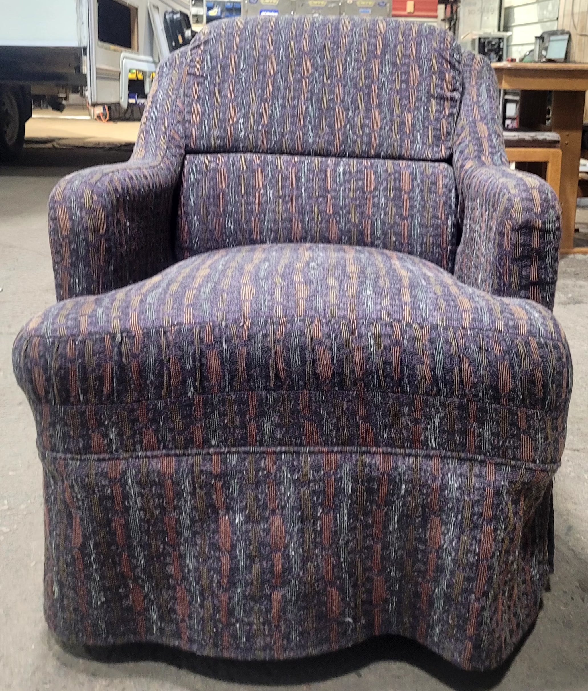 Used RV Chair - 32"H x 26"W x 27"D