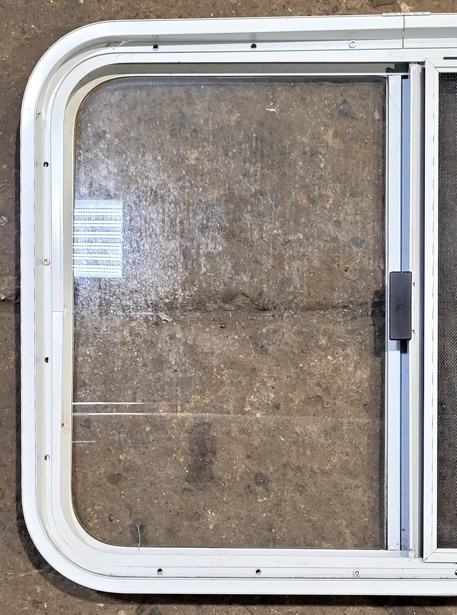 Used White Radius Opening Window : 29 1/2