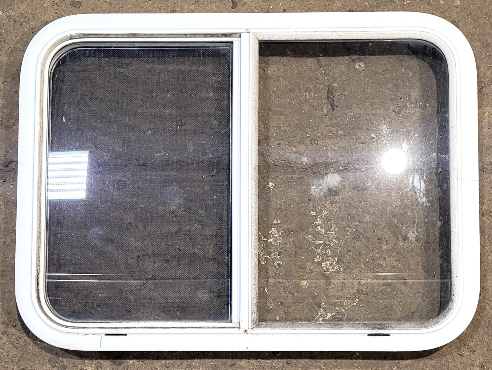 Used White Radius Opening Window : 29 1/2