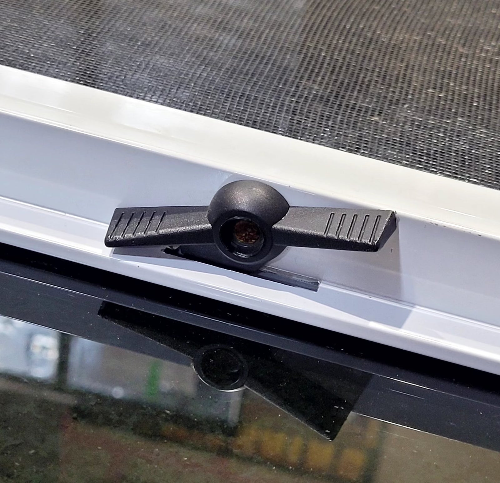 Used White Radius Opening Window : 23 1/2