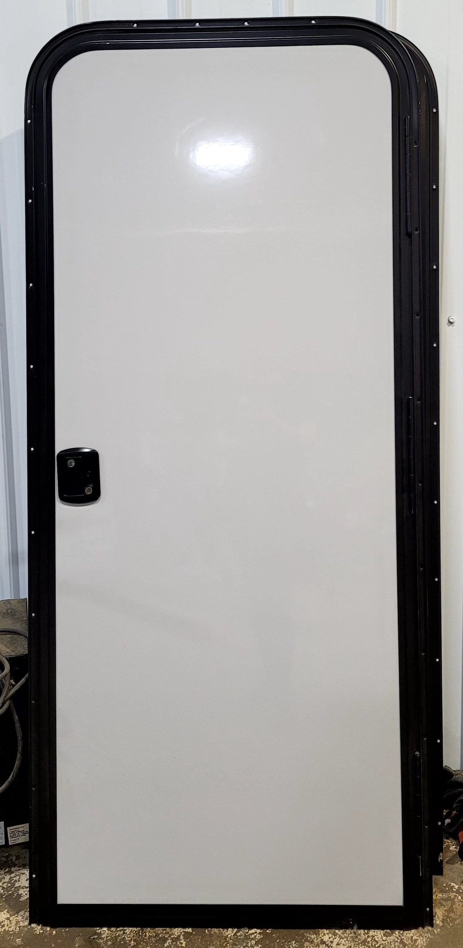 RV Radius Entry Door 29 1/2" W x 71 1/2" H