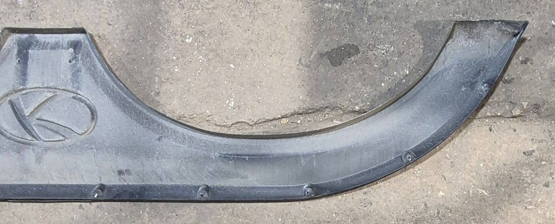 Used Fender Skirt 71"