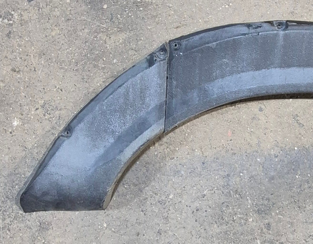 Used Fender Skirt 71"