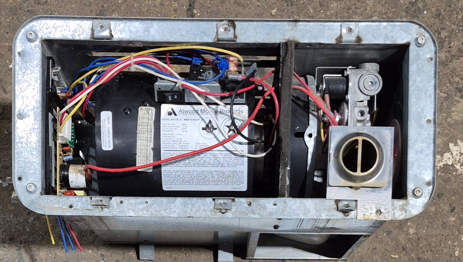 25,000 BTU USED 8525 - IV - DCLP Atwood / Hydro Flame RV Propane Furnace - Young Farts RV Parts