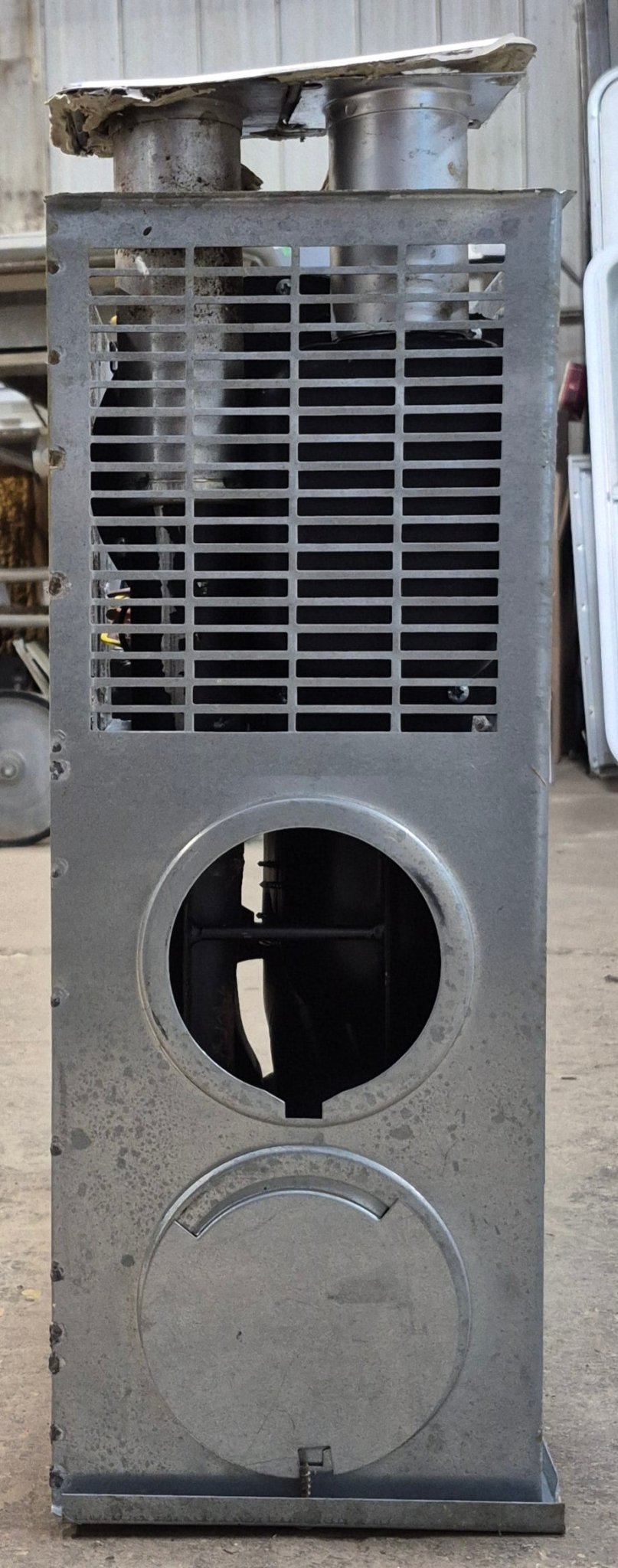 25,000 BTU USED SF - 25F Suburban RV Propane Furnace - Young Farts RV Parts