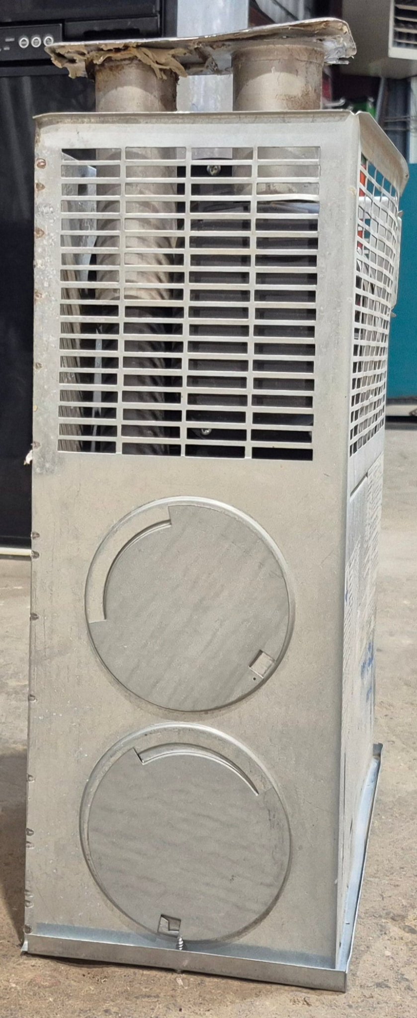 25,000 BTU USED SF - 25F Suburban RV Propane Furnace - Young Farts RV Parts