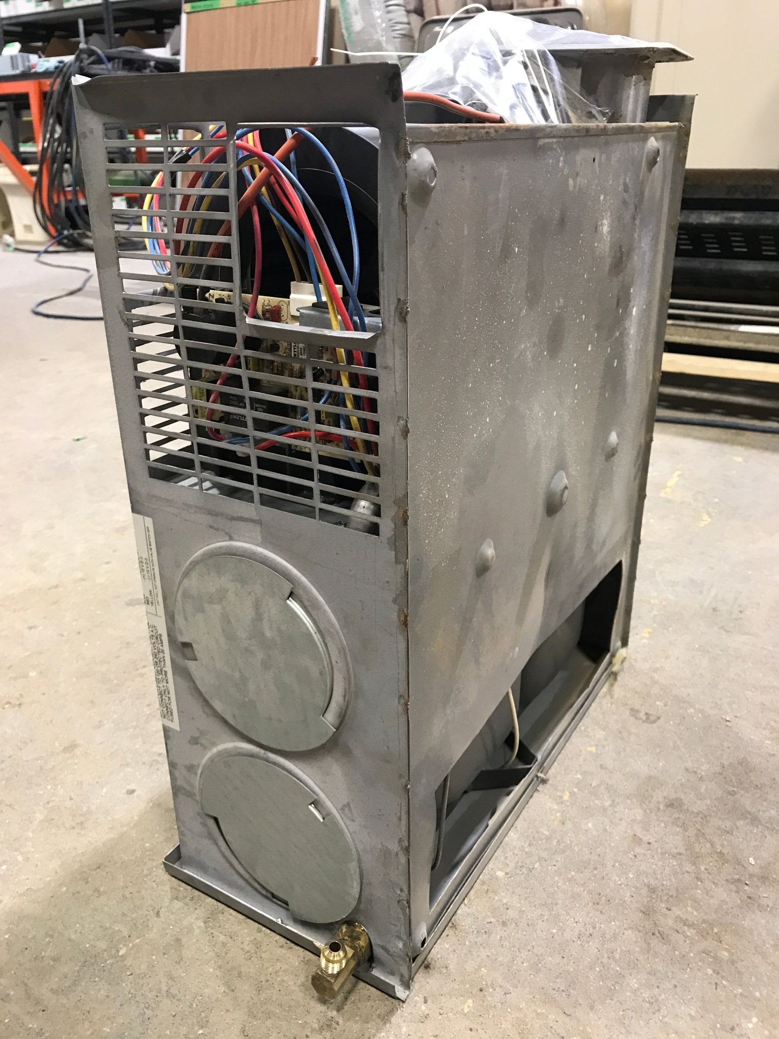 25000 BTU USED SF - 25F Suburban RV Propane Furnace - Young Farts RV Parts