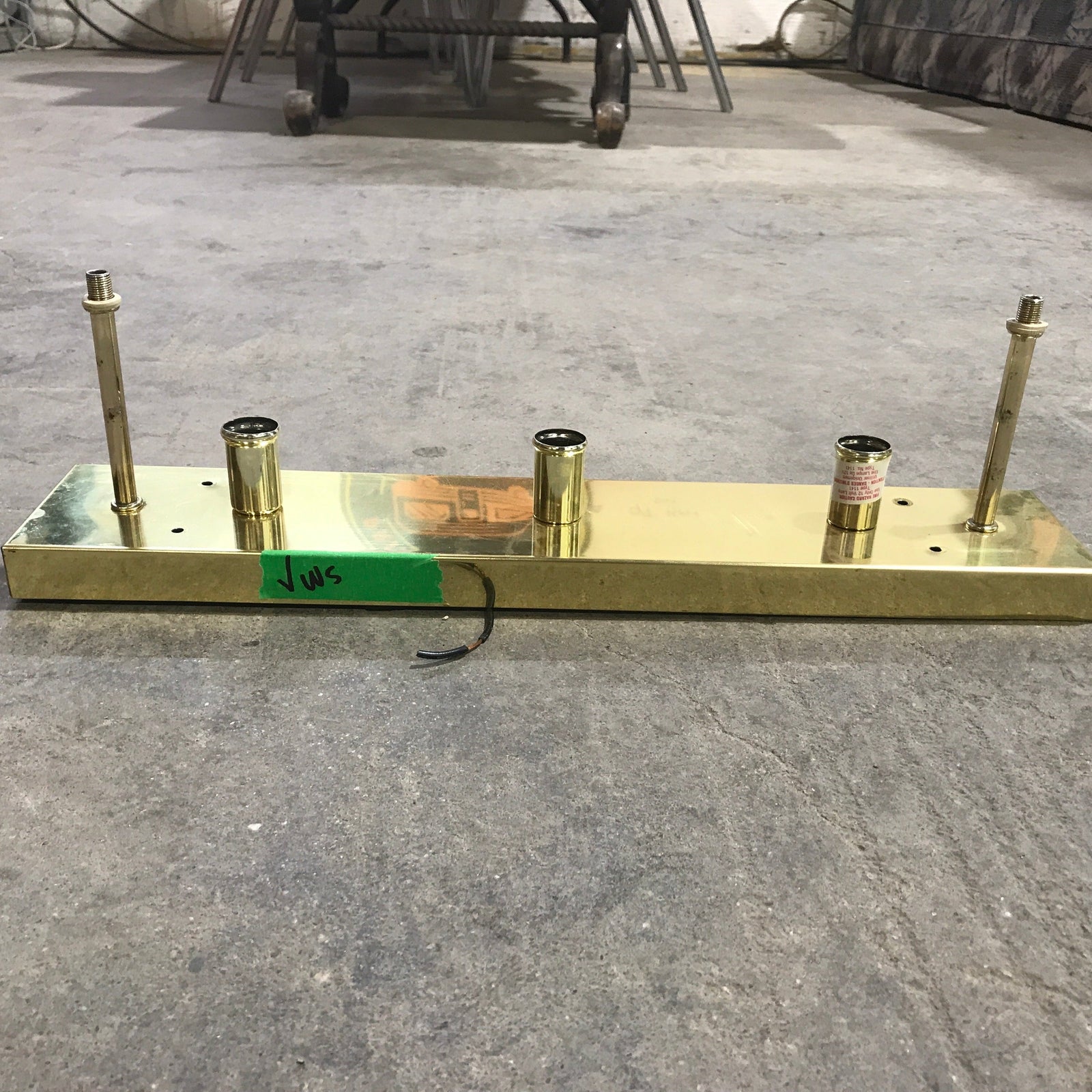 Used Interior Light Fixture LR90964 | Cat. No. 526