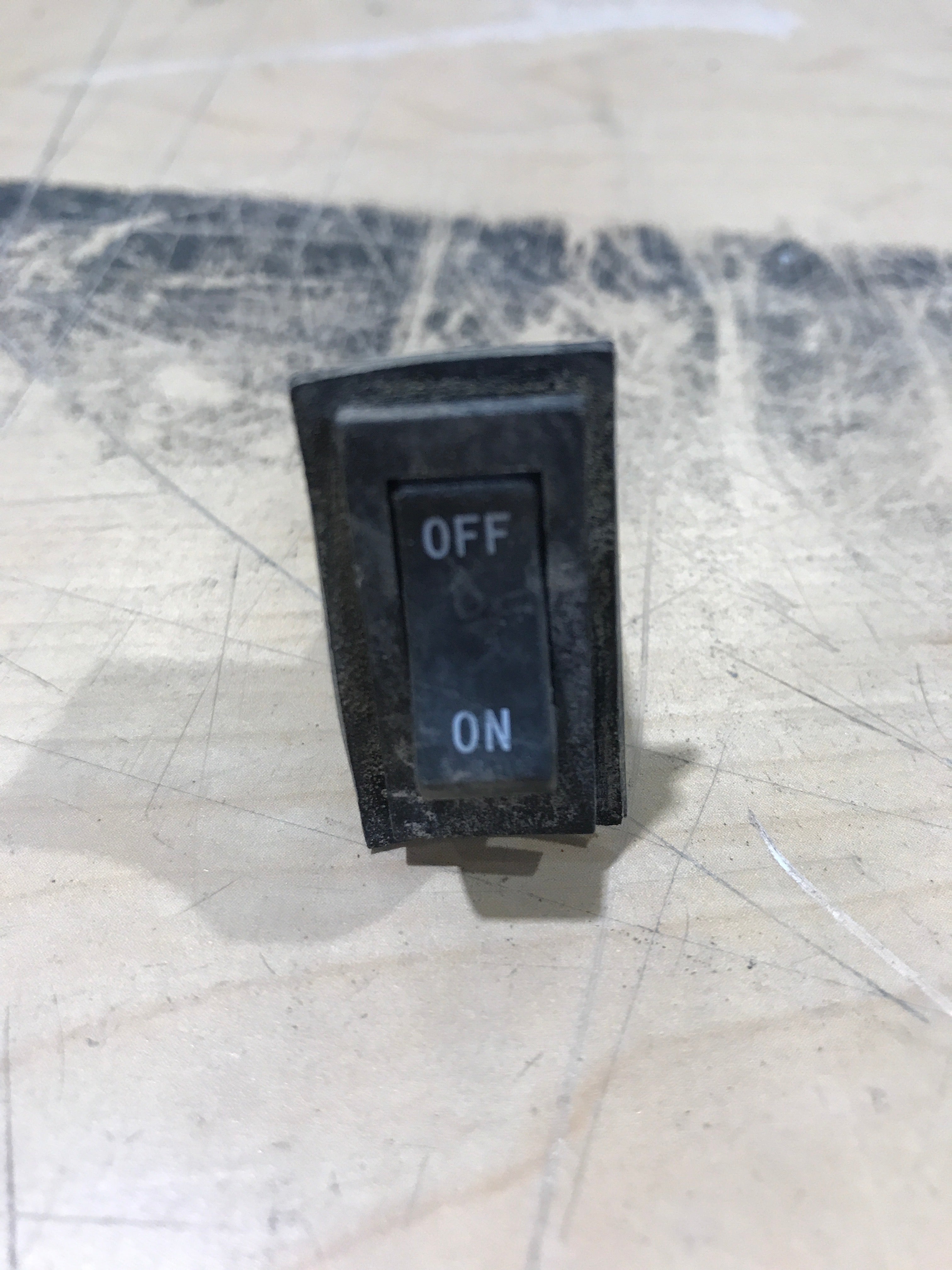 Used Suburban Water Heater Switch - Young Farts RV Parts